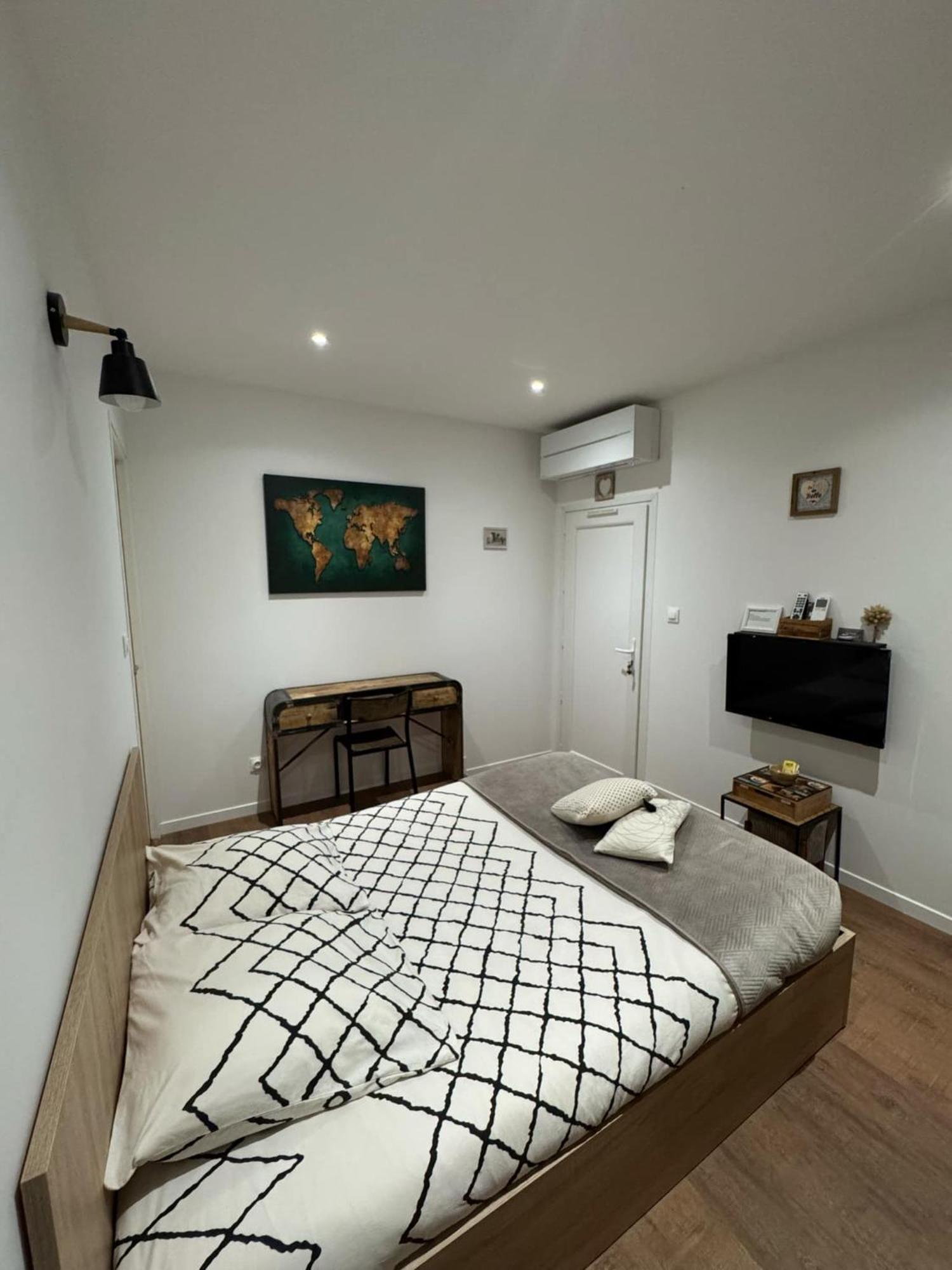 Appartement Chez Christian et Valérie à Rocbaron Extérieur photo